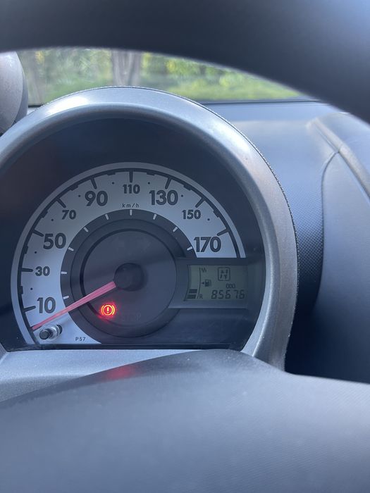 Peugeot 107 caixa automática