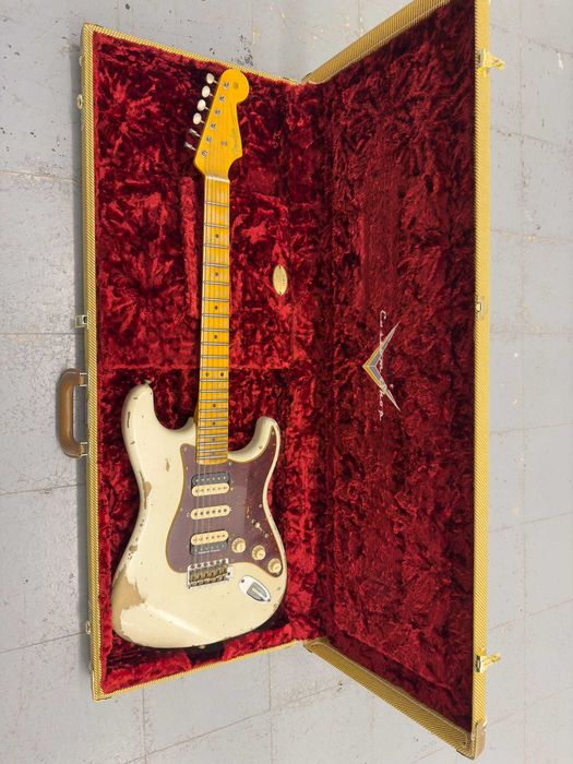 Fender HSH 1950s - Aged Olympic White Heavy Relic