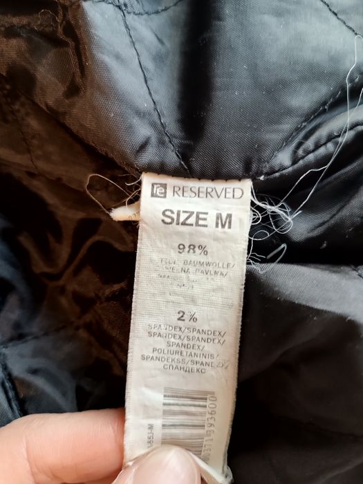 Kurtka jeansowa ciemnoniebieska marki Reserved rozmiar M