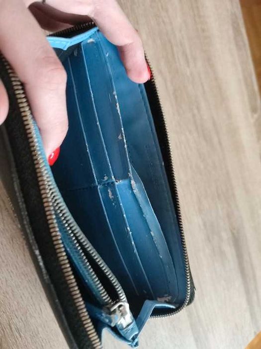 Portfel Calvin Klein czarny z białym napisem