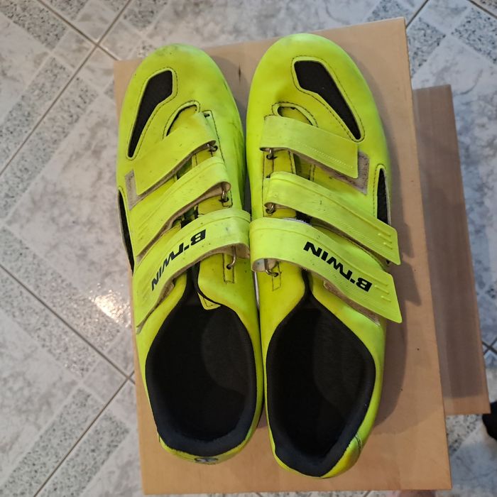 Buty rowerowe firmy B'twim