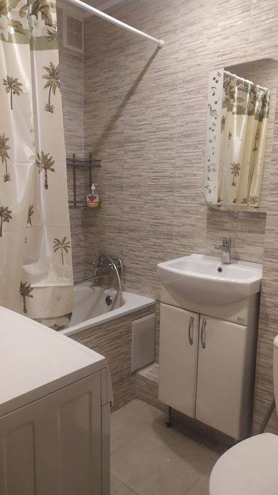 Посуточно! Хозяйка!  2к на Ак. Филатова/дом мебели,Черёмушки