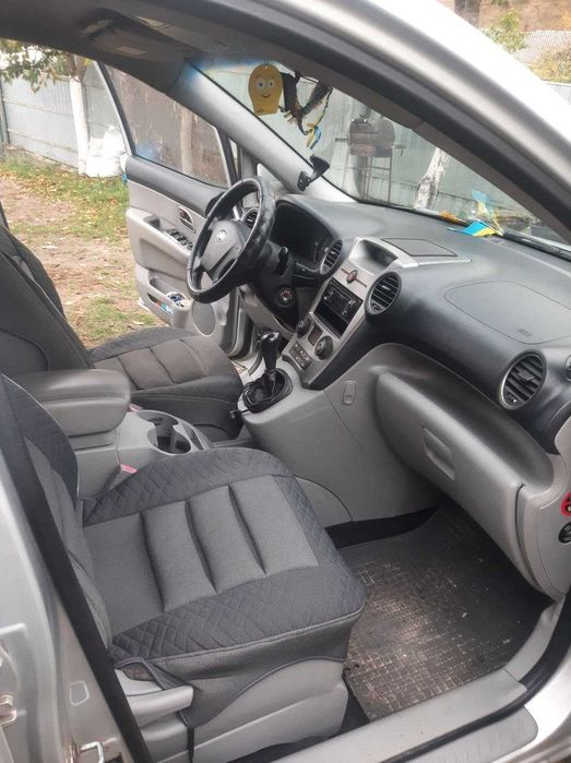 Продам автомобіль Kia Carens