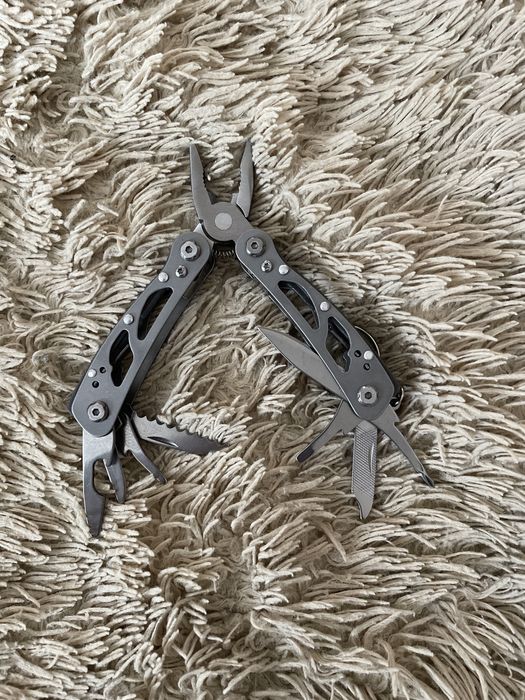 Мультілок Брелок плоскогубці пилка натфіль ніж викрутки