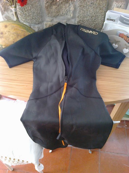 Fato triboard 2-1 medium surf manga e perna curta