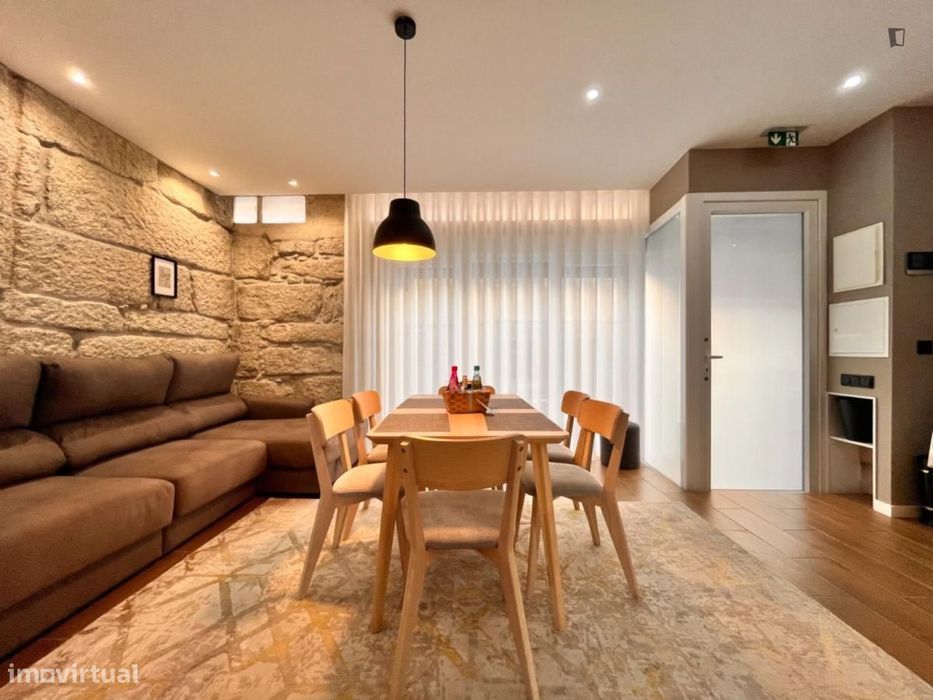 Apartamento com 2 quartos - localizado em Sé Porto