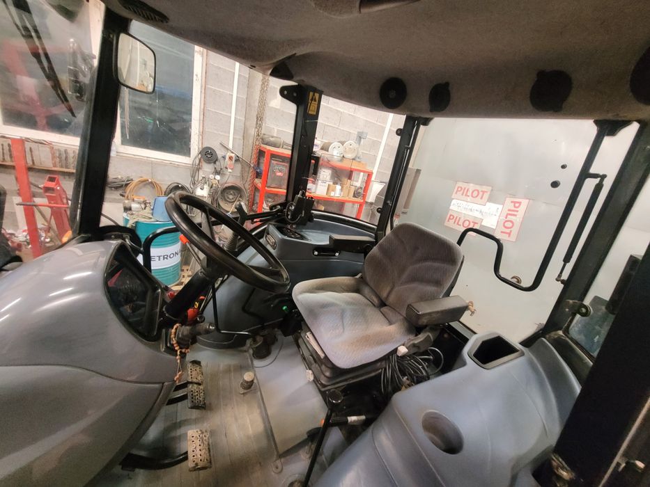 New holland td95d + ładowacz