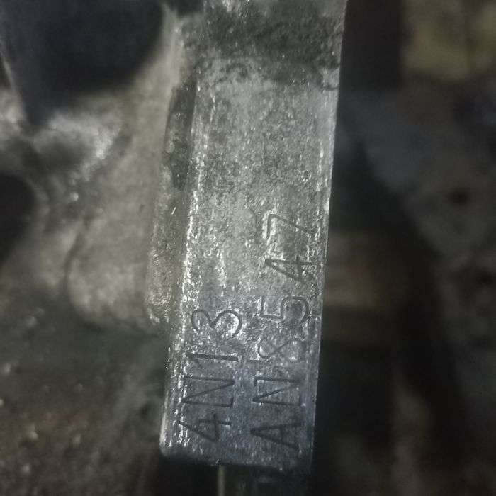 Двигун мітсубісі асх 4N13 Mitsubishi asx 1.8