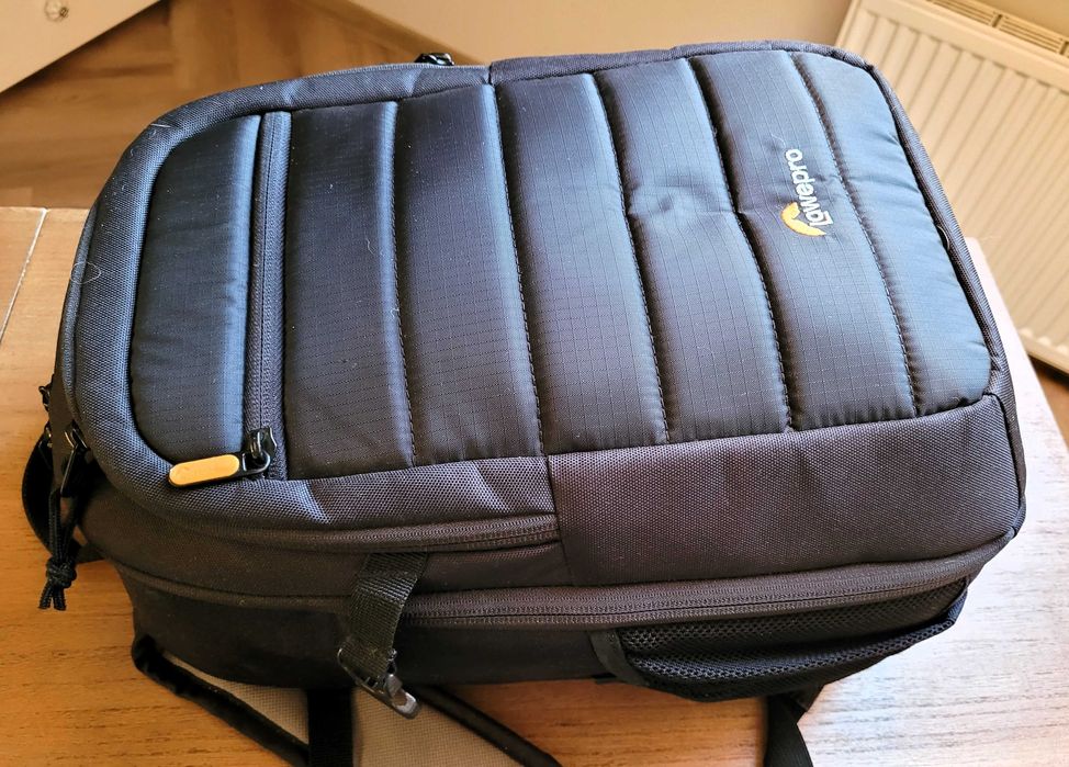 Nikon D7100 + Sigma 17-50 f2.8, plecak, 2x sd 32GB