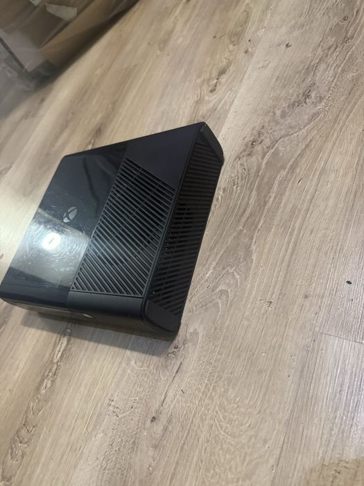 Microsoft Xbox 360 Slim E