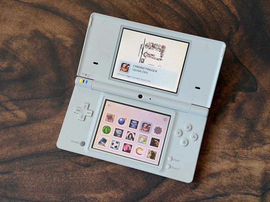 Картридж DSpico (аналог R4) для Nintendo DS + microSD 32GB SanDisk