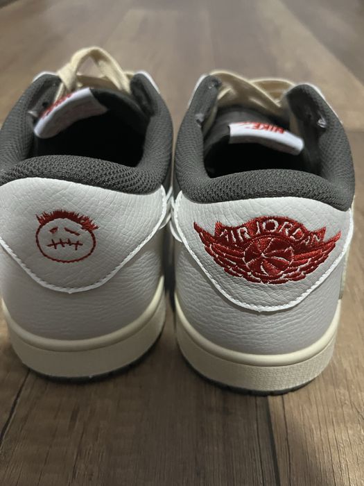 Jordan nike Travis Scott