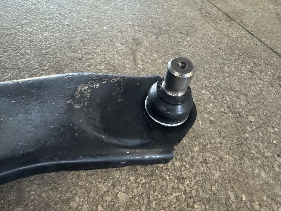 Ричаг передній правий нижній (Важіль) Mazda 6 GJ (2013-2017)