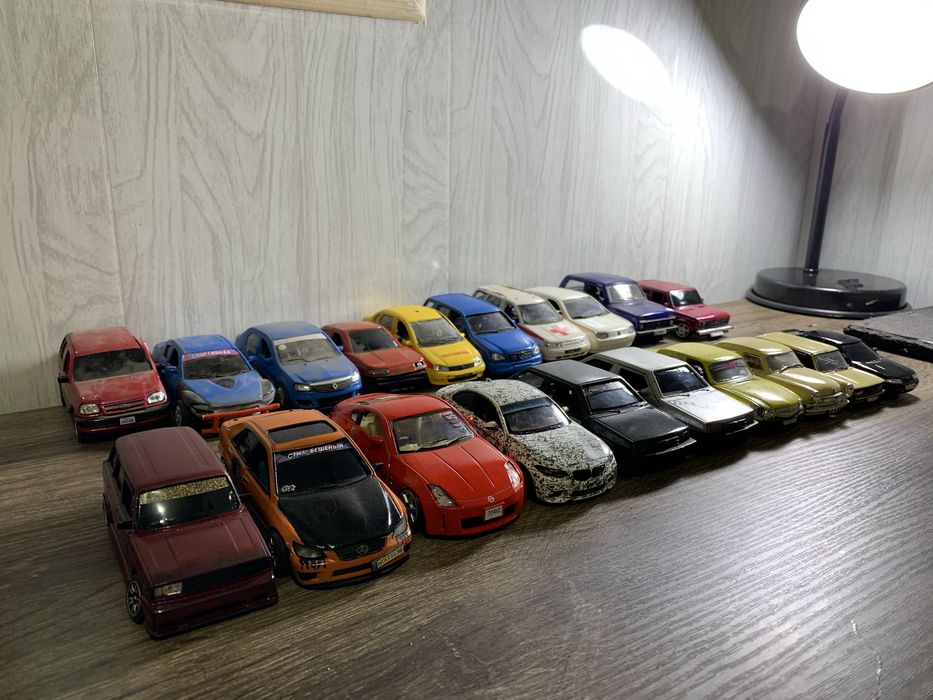 Продам моделі ваз, bmw, nissan, lexus, mazda,