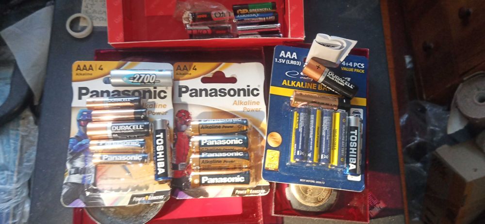 батарейки Panasonic AA Бельгия и из ЕС Esperanza AAA Alkaline Duracell