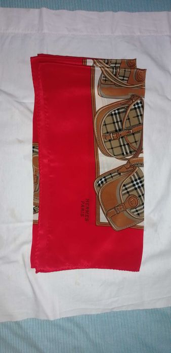 Lenço de seda Hermes Paris. Novo. 85x85