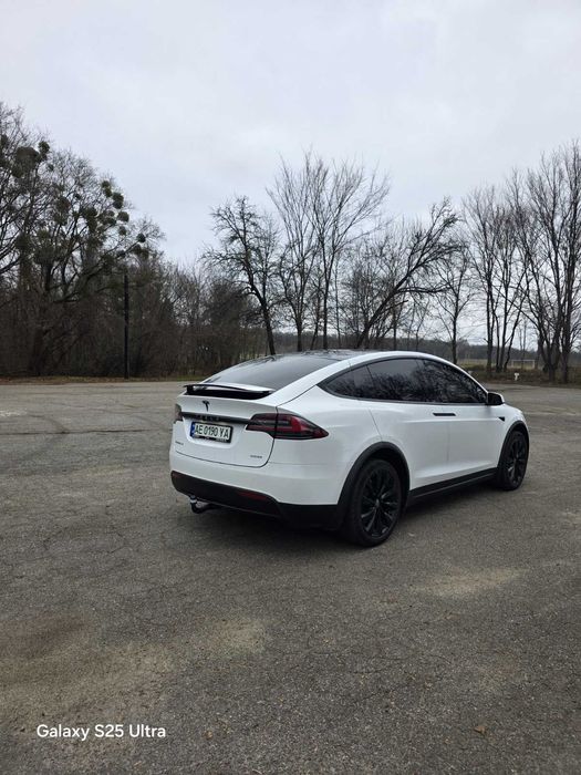 Продаж Tesla model X  100D