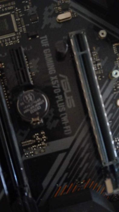 motherboard asus tuf gaming x570 plus wifi - peças ou reparação