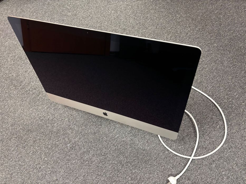 iMac 27" 5K 2020 | i7 8-core | 24GB RAM | Radeon 5700XT 16GB | IDEALNY