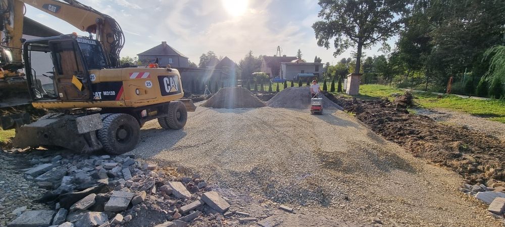 Wyburzenia rozbiórki utwardzanie drogi budowa placów dojazdów droga
