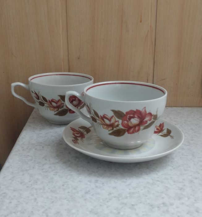 Вінтажна чайна пара (чашка + блюдце), фарфор, СРСР