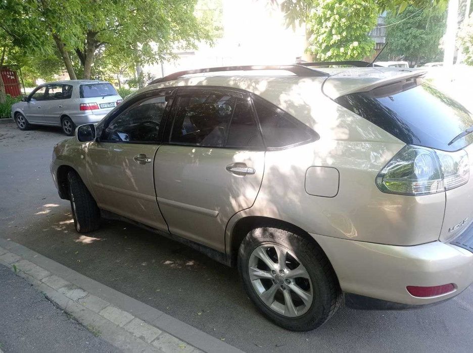 Продам Lexus RX 350. Возможен обмен на недвижимость или авто.