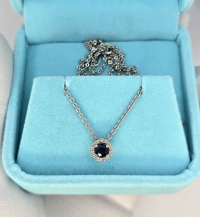 Подвеска с сапфиром и бриллиантами