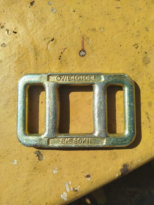 Fivela de amarração / Lashing cargo