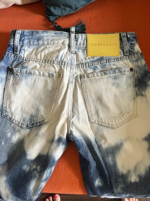 Джинсы Dsquared