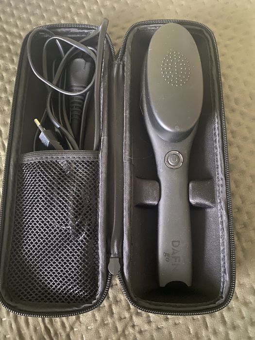 Вирівнювач для волос