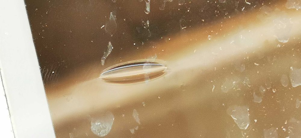 Vidro antigo,velho, bolha, vintage com mais de 100 anos.