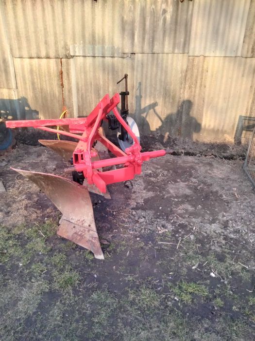 Продам плуг 3.35