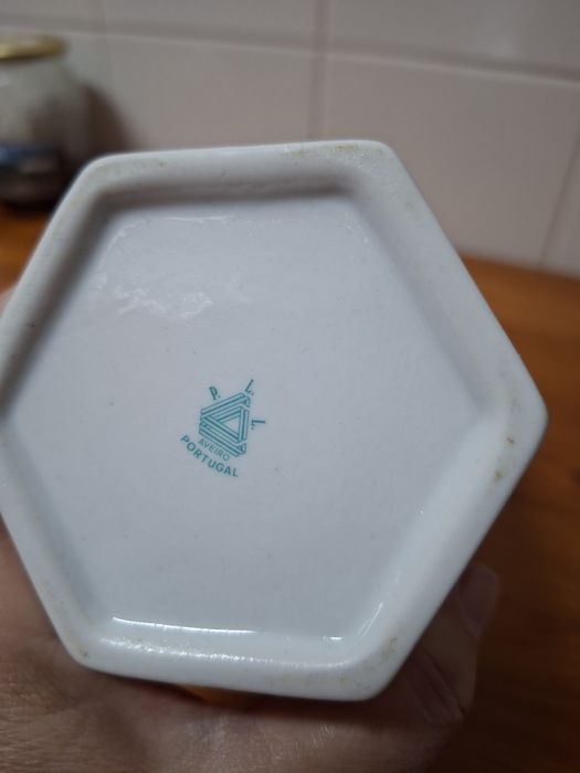 Pote porcelana P L L aveiro