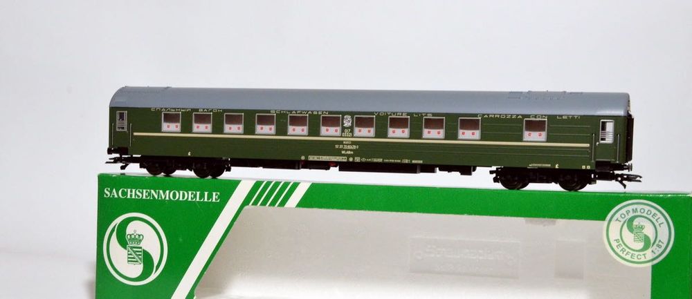 Пассажирский  вагон СВ СЖД Саксенмоделс на колею 16 мм НО