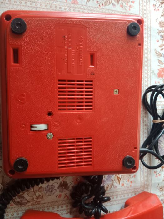 Продам стационарные телефоны