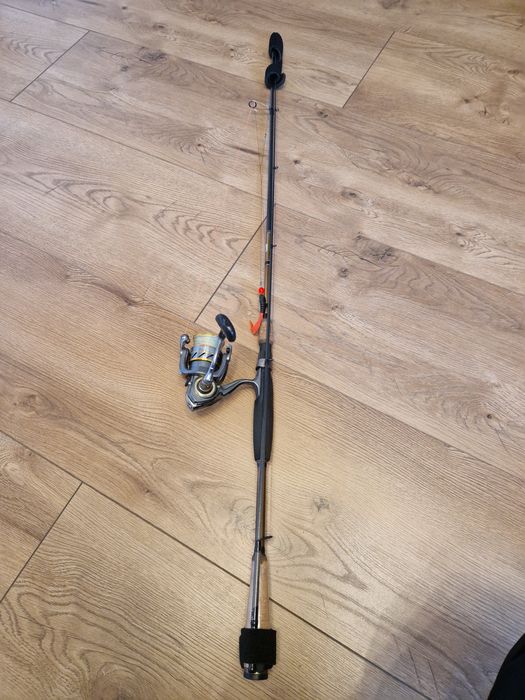 Wedka spinning zestaw