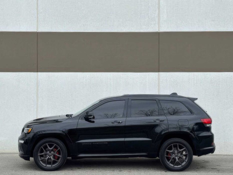 Jeep Grand Cherokee      2020