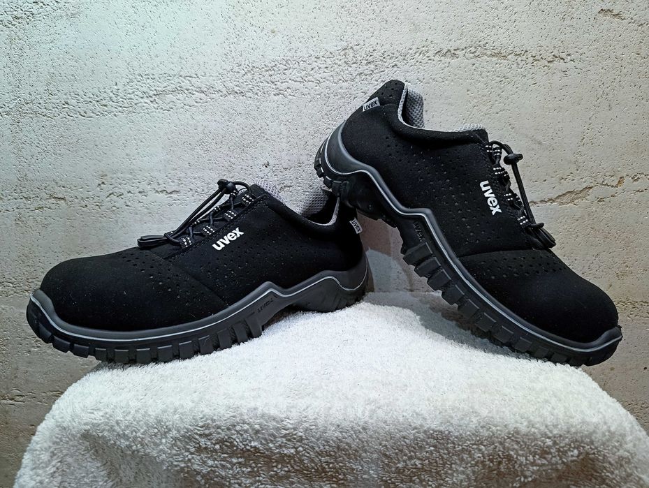 Buty robocze UVEX MOTION STYLE S1 SRC r.45 stan idealny