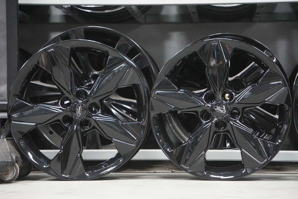 Alufelgi oryginał Ford 5x108 8Jx18 et55 cb63,4mm czarny perłowy połysk