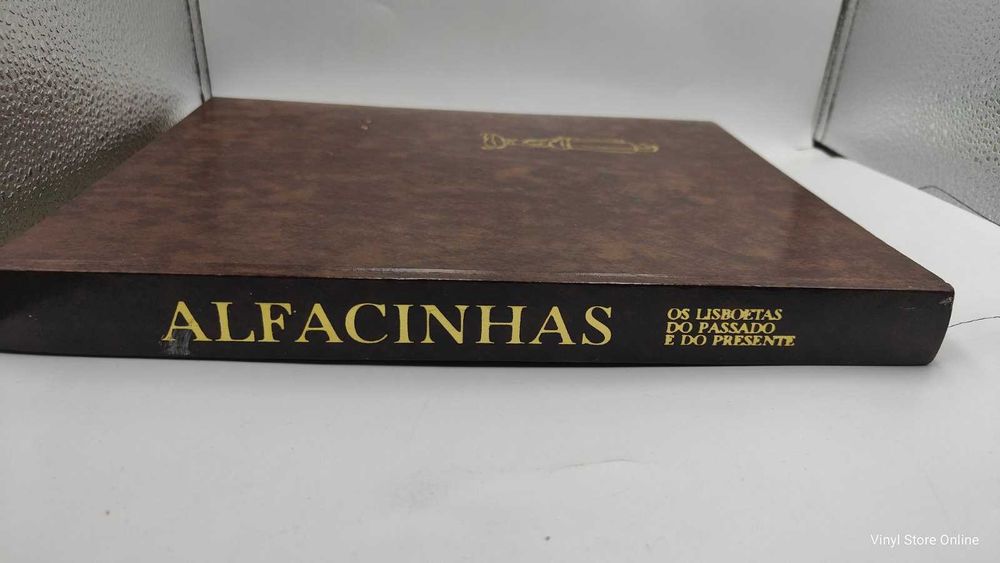 Livro- Ref: Part:2- "Alfacinhas" os lisboetas do passado e do futuro
