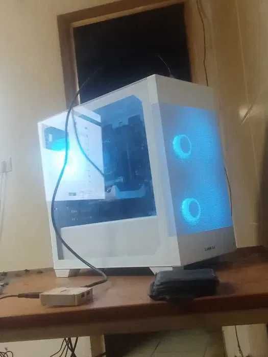 pc gaming top - i5 12400F - RTX 5070