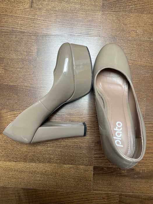 Туфлі Plato