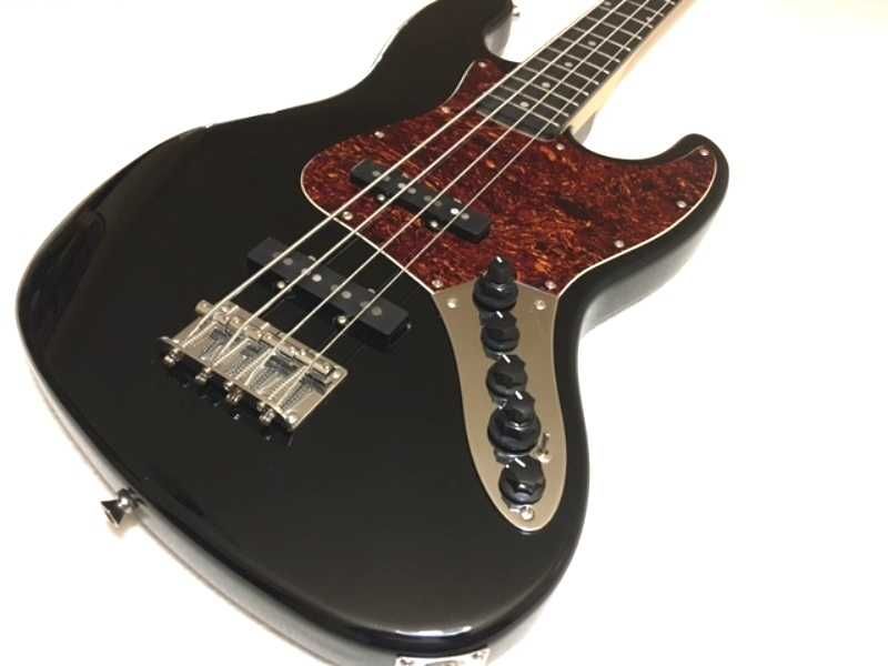 Baixo novo JMS JB Ultra Active com garantia