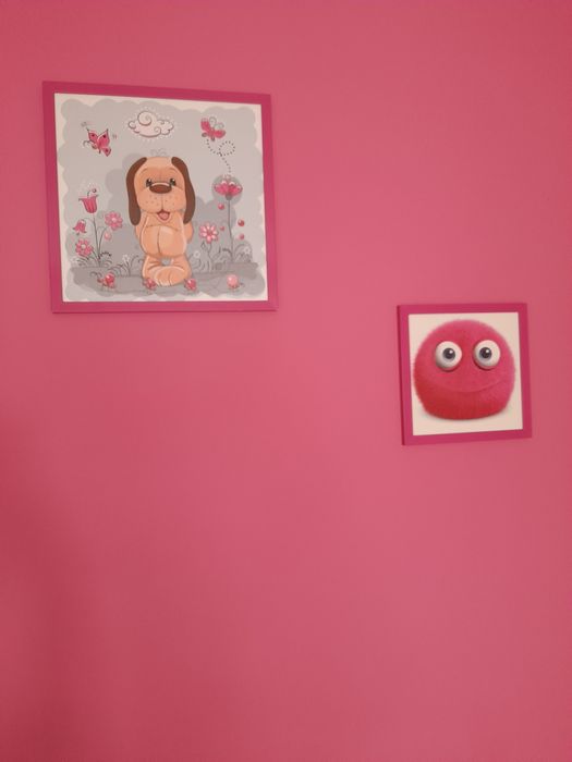 Obrazki dwa dziecięce.