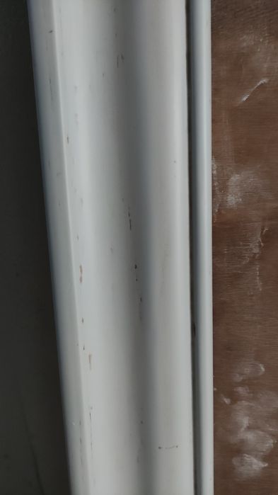 Old Gray Lacquered Frame434689407063828487