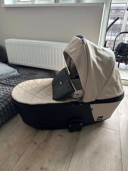 Продам коляску 3в 1