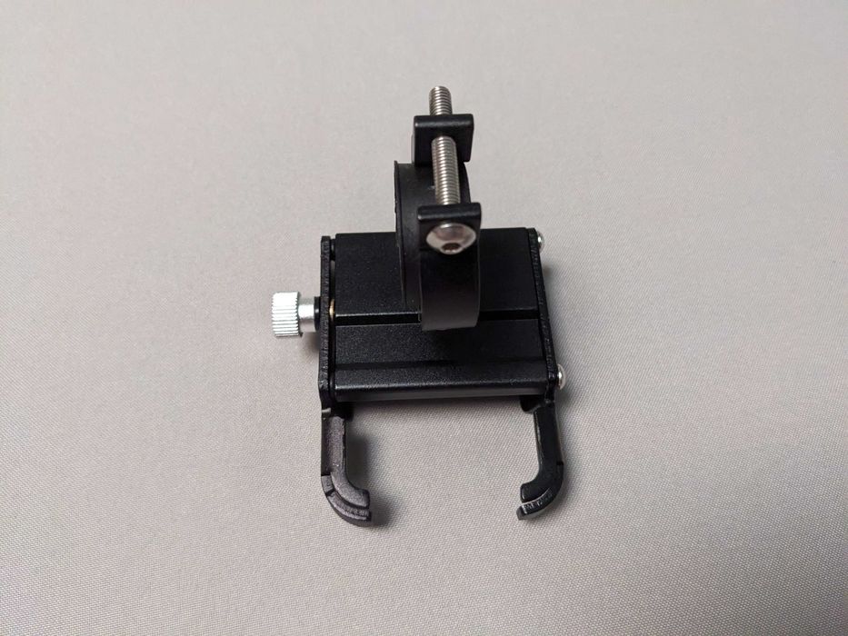 Держатель смартфона на руль мотоцикла, скутера, велосипеда. Алюминий