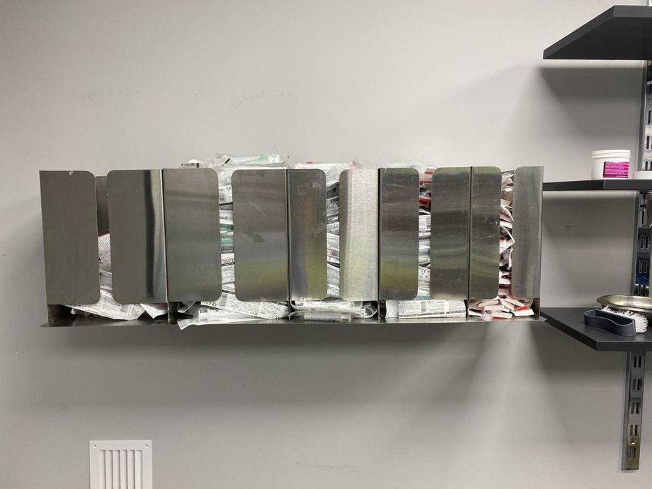 Тримач для шприців