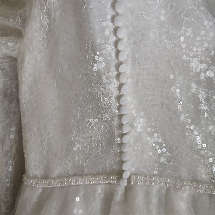 Весільна сукня європейського стилю