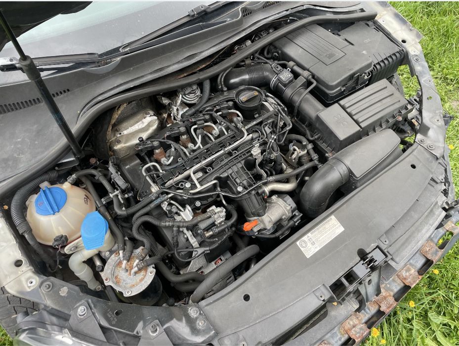 Двигатель VW Tiguan Passat Golf Audi Skoda 1.6tdi CAY CAYC